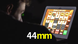 Descubra a Magia dos Jogos de Arcade no 44mm